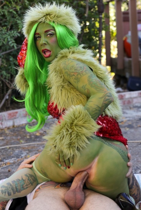 Ebony Cosplay Porn